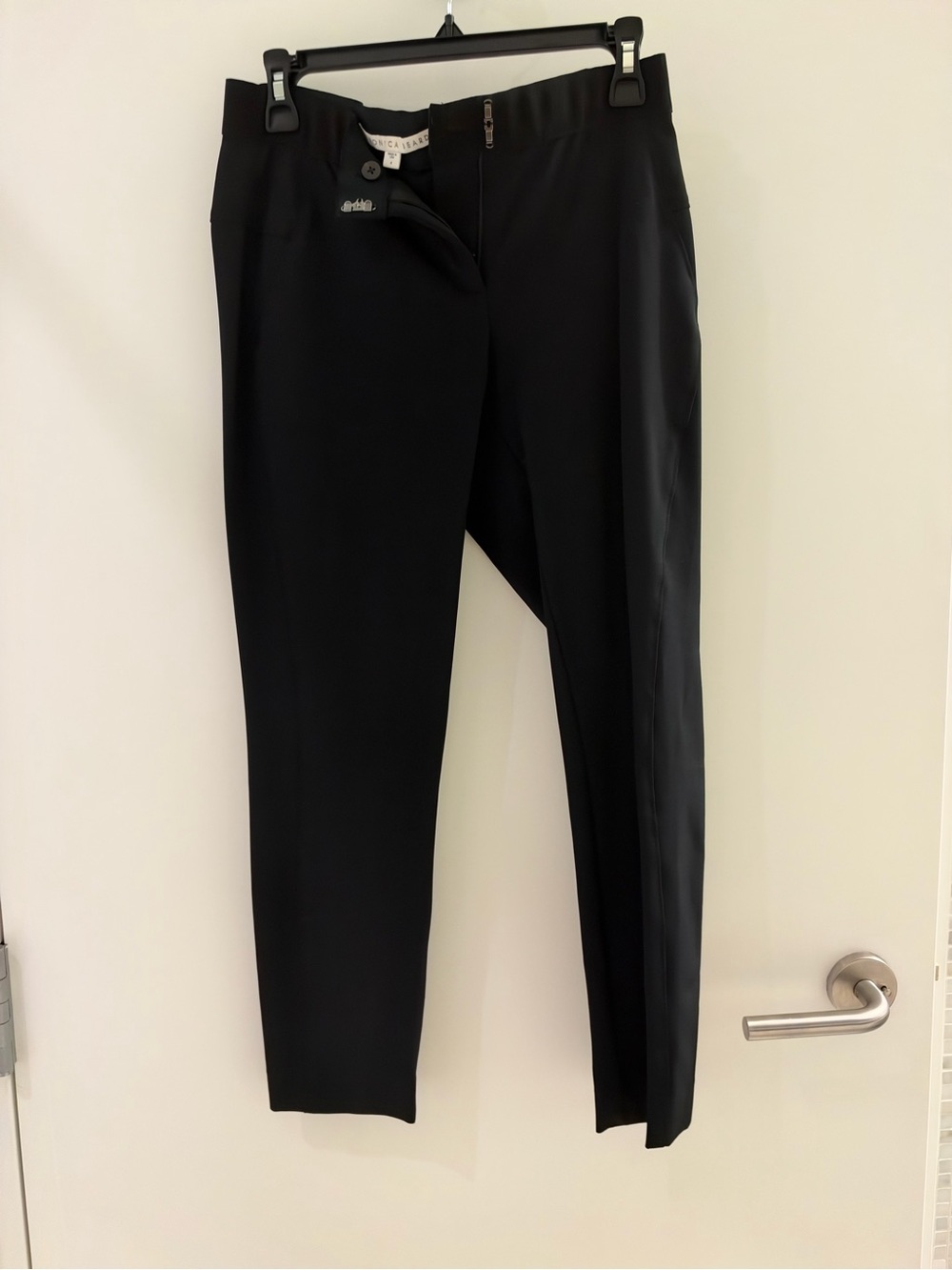 Veronica Beard Black Cropped Ankle Pants